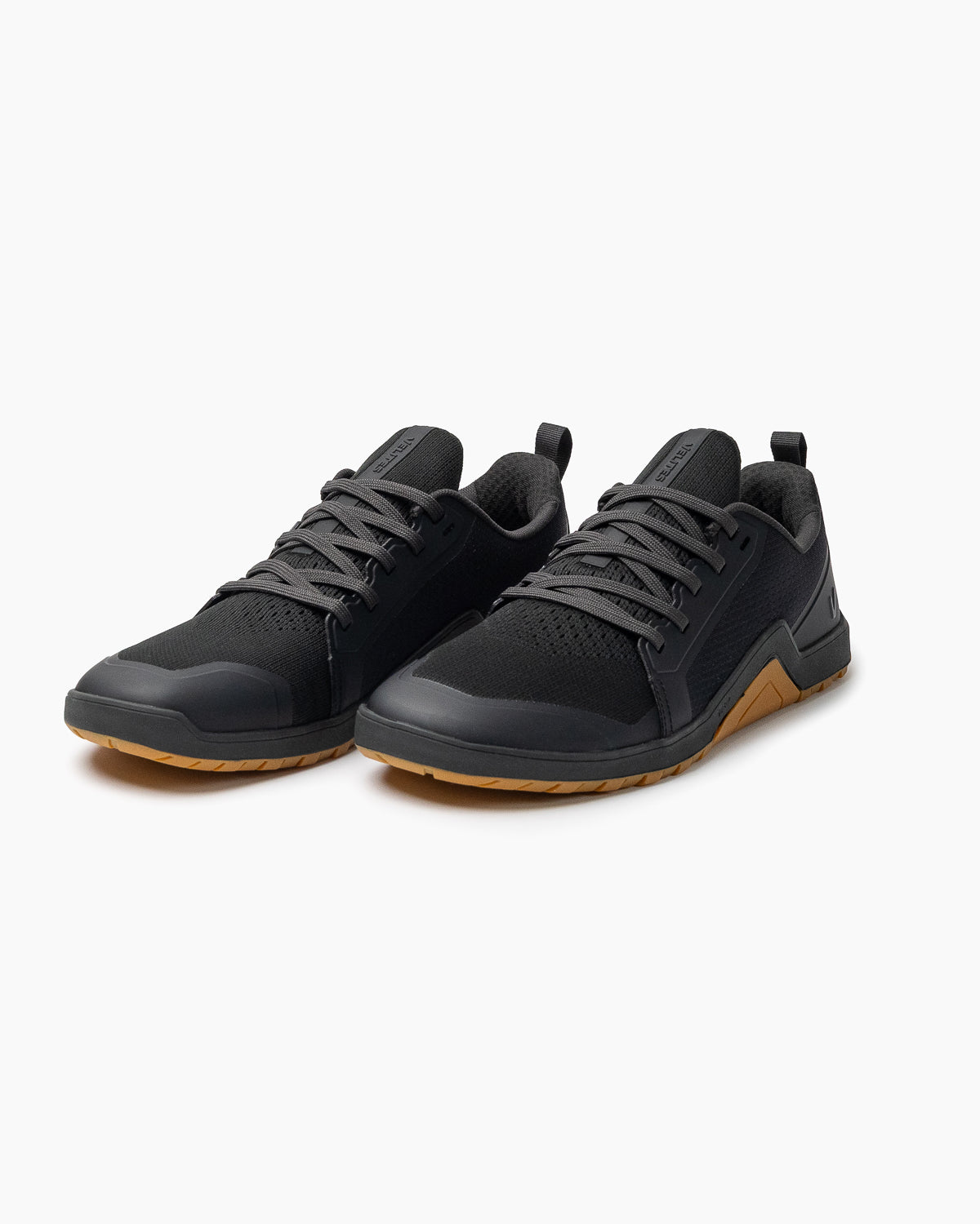 Barefoot training shoes Minimal 1.0 Velites color Black three-quarter view