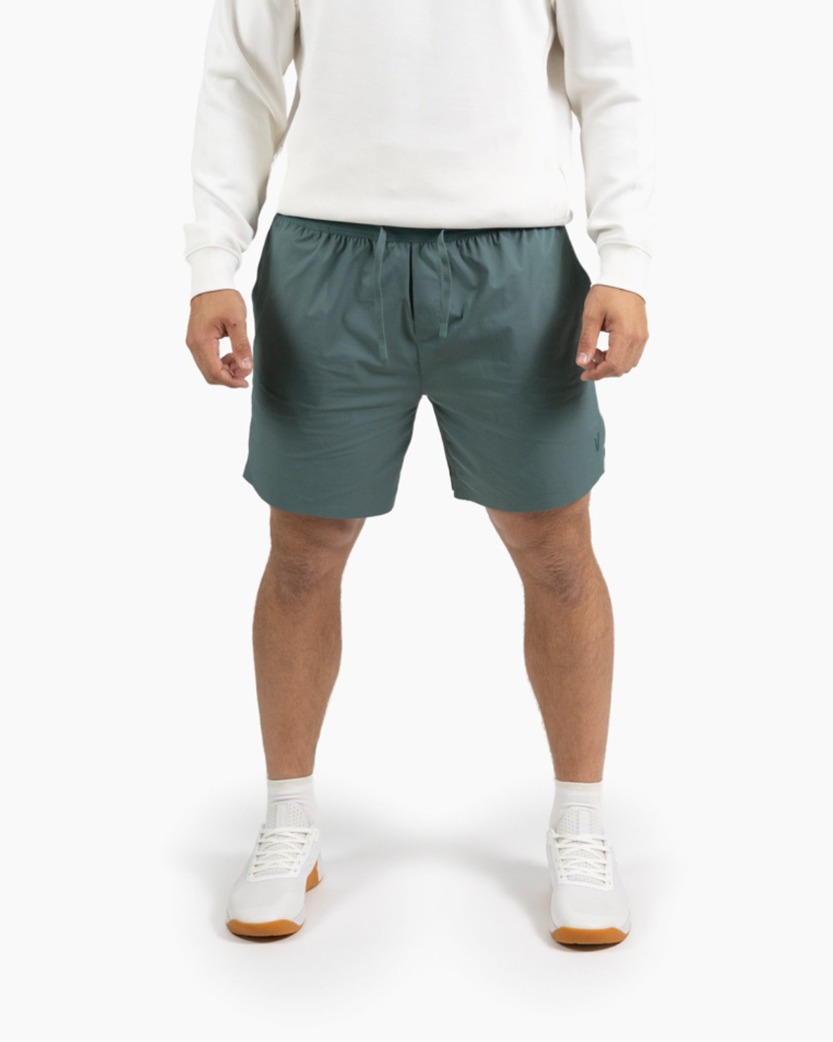 Men's Holo Velites short front color_Pine green