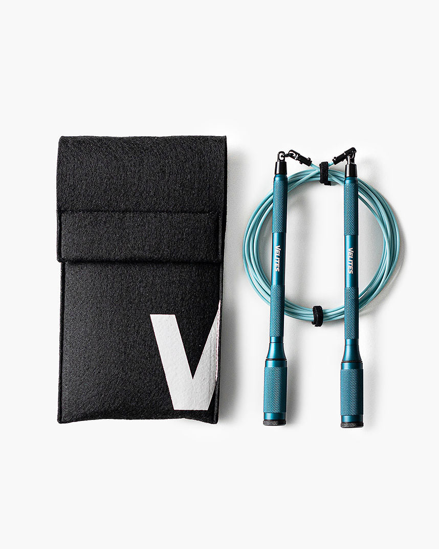 Cyclone Velites jump rope and case, blue