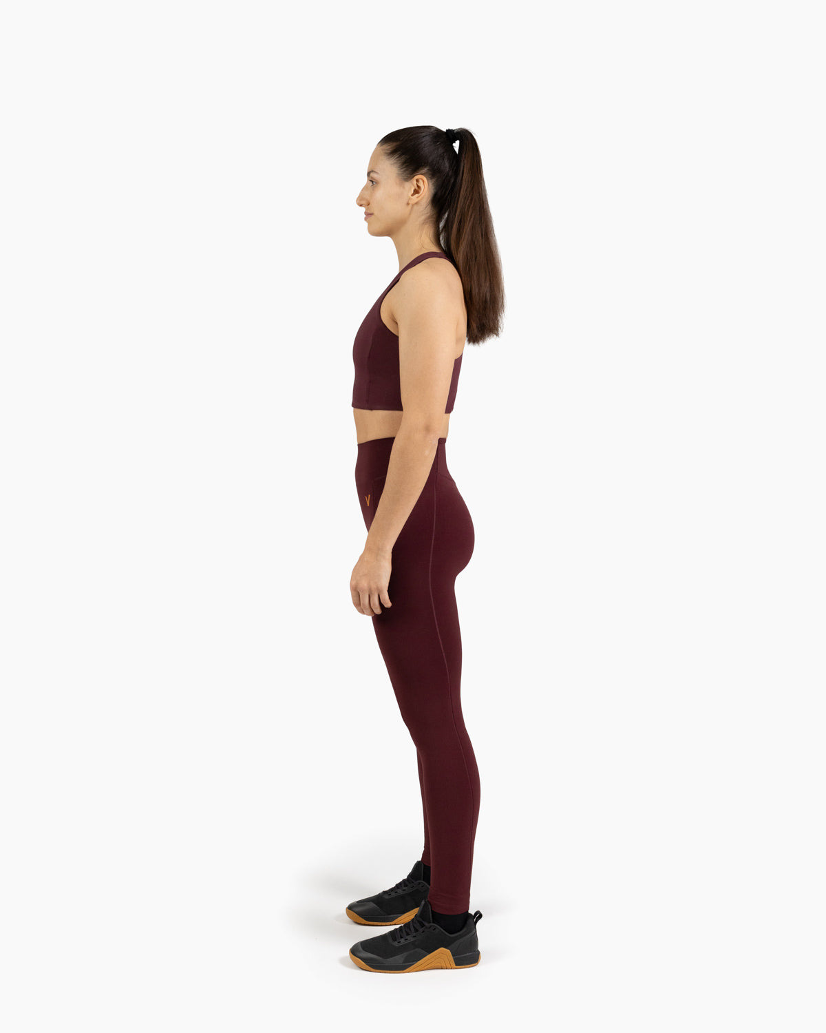 High neck bra Holo Velites female model side color_Pomegranate