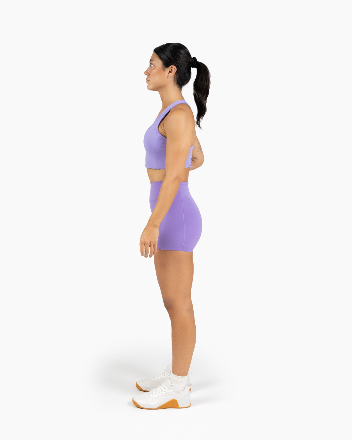 Low neck bra Holo Velites model side color_Wisteria