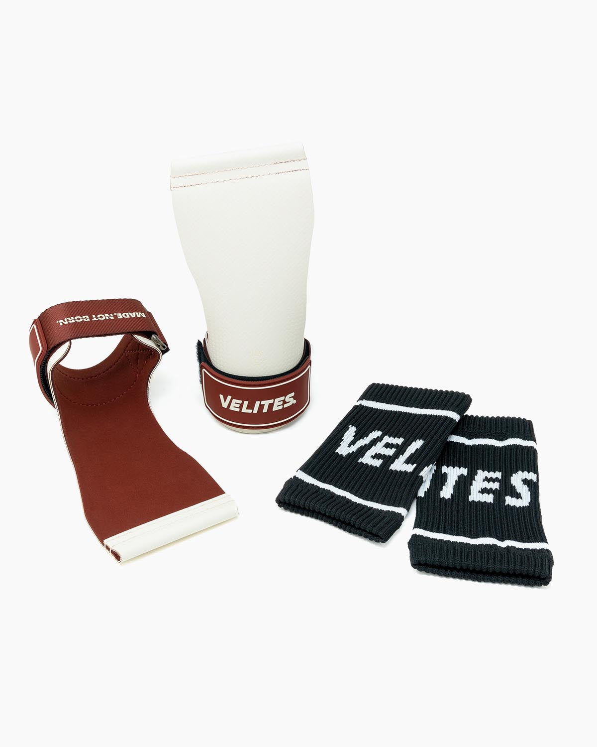 Detail Quad Ultra no-chalk grips and wrist wraps brown and white