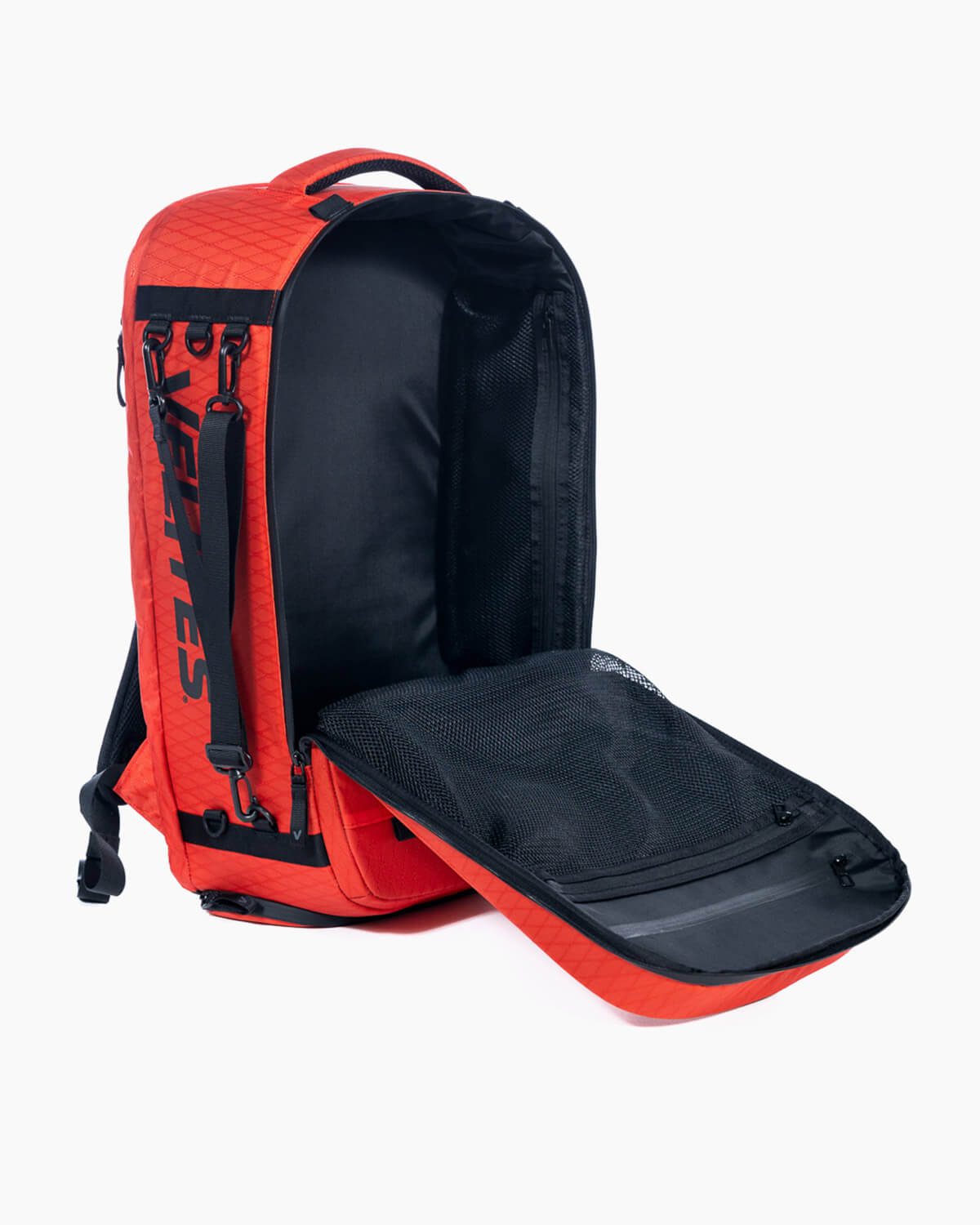 Open view of Velites Storm backpack for functional training and CrossFit Duradaimond Magma
