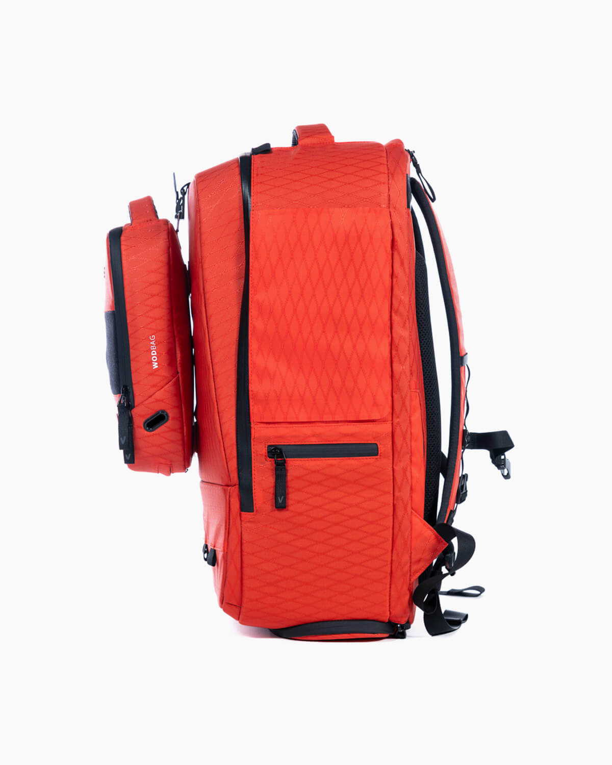 Right side view of Velites Storm backpack with WODBAG with ergonomic padded straps and chest buckle in Duradaimond Magma