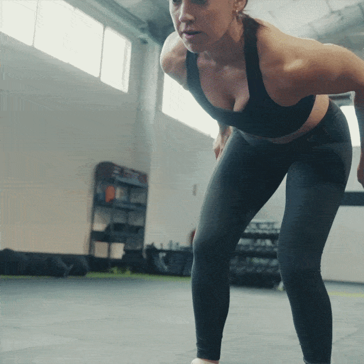 GIF of athlete doing burpee with Minimal 1.0 Velites Ivory White shoes showing TPU toe protection