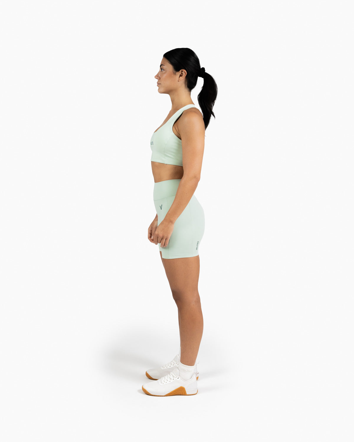 Low neck bra Holo Velites model side color_Mojito