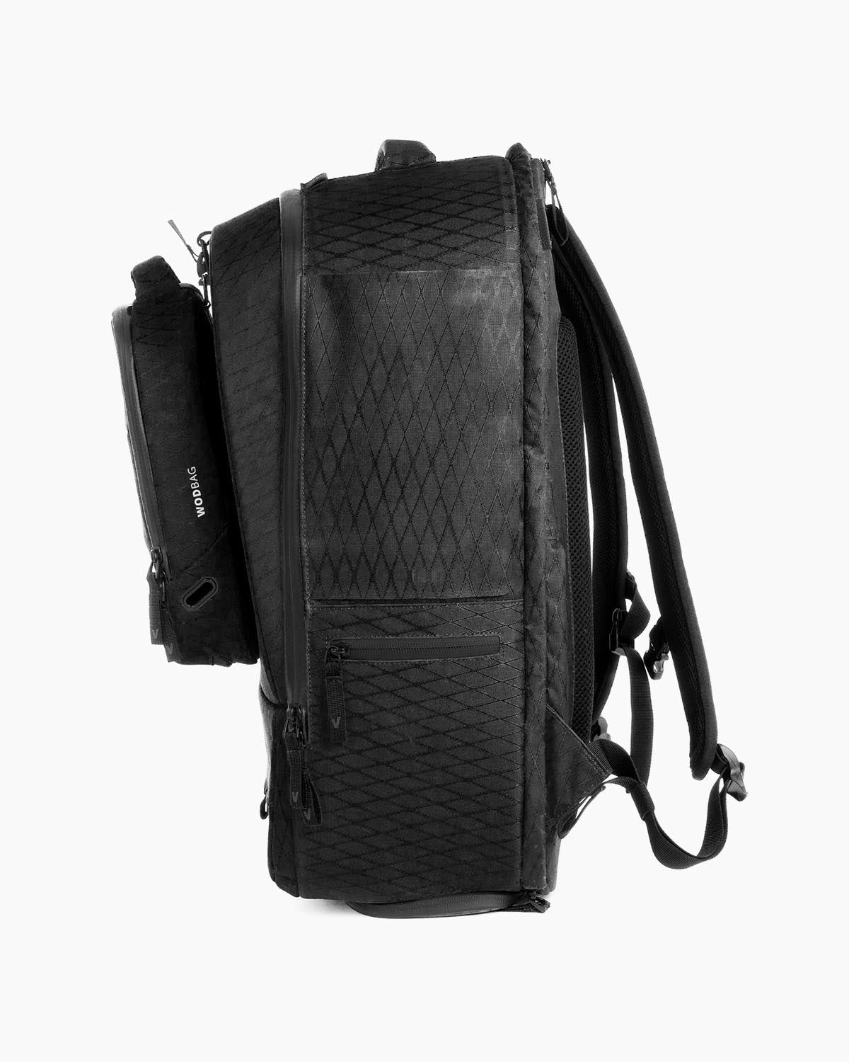 Right side view of Velites Storm backpack with WODBAG with ergonomic padded straps and chest buckle in Duradaimond Anthracite