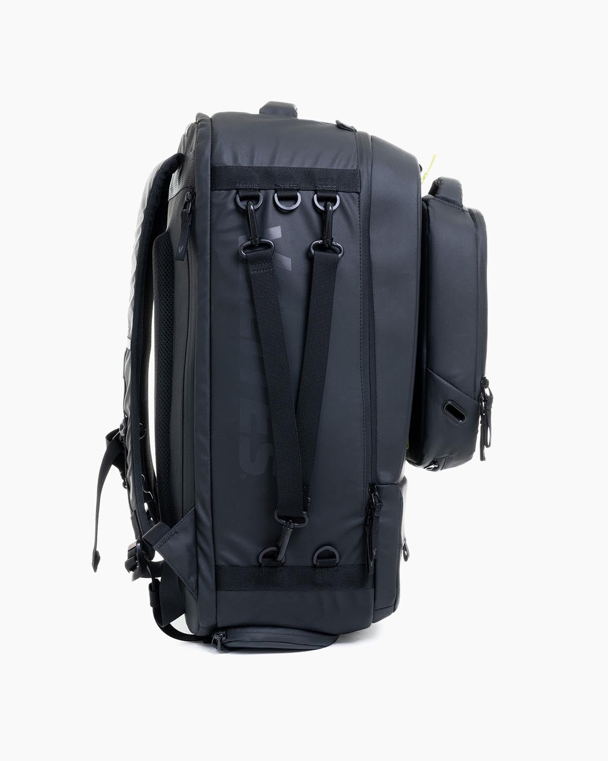 Left side view of Velites Storm backpack with WODBAG with ergonomic padded straps and black chest buckle